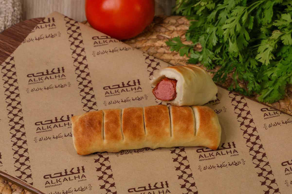 فطيرة نقانق