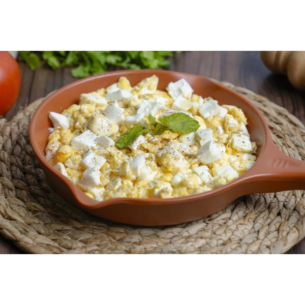 Egg with nabulsi cheese