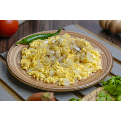Eggs with onion