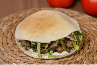 كبدة غنم مع حمص