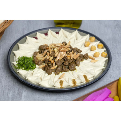 Hummus with ras asfour meat & nuts