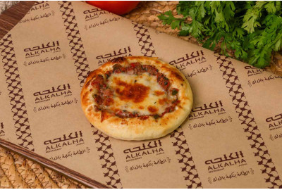 فطيرة لحمة وجبنة