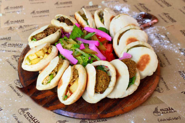 سندويشات مشكلة (12 حبة)