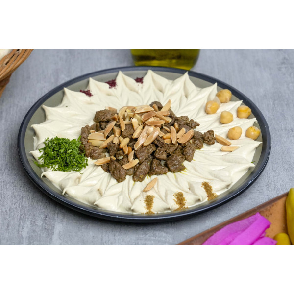 Hummus with ras asfour meat & nuts