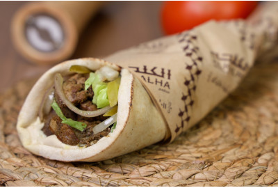 كبدة دجاج بالحمص ( مع بصل)