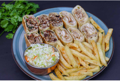 صحن شاورما عربي مكس (10 قطع)