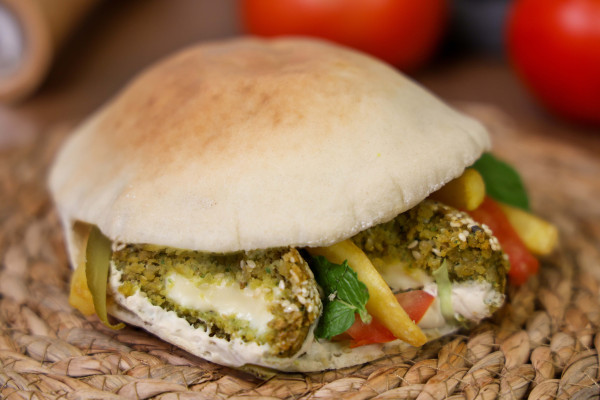 فلافل جبنة ومقالي