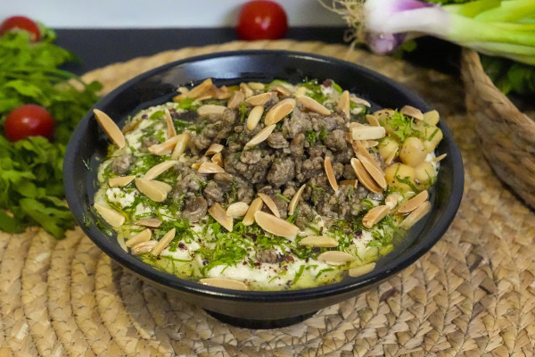 Fattah with meat and nuts